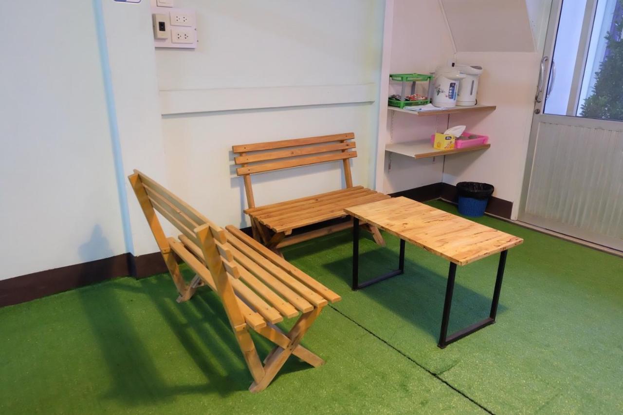 פרה נאקון סי איוטאיה Jd Hostel מראה חיצוני תמונה